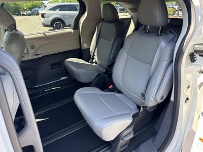 2024 Toyota Sienna XLE 7 Passenger