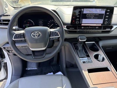 2024 Toyota Sienna XLE 7 Passenger