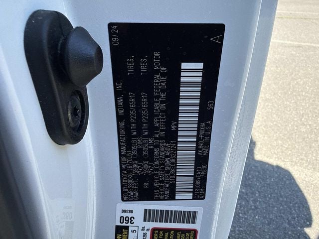 2024 Toyota Sienna XLE 7 Passenger