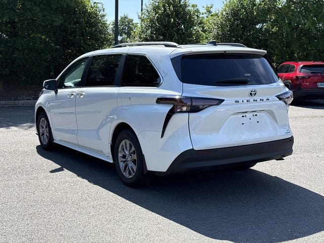 2024 Toyota Sienna XLE 7 Passenger
