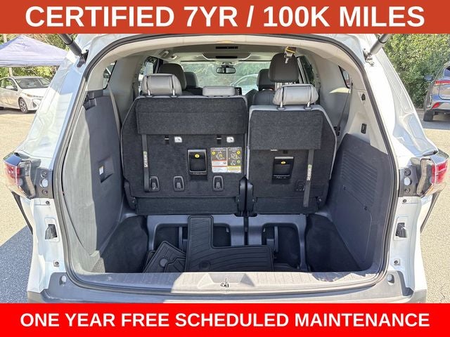 2024 Toyota Sienna XLE 8 Passenger