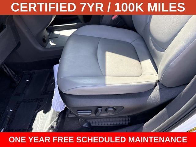 2024 Toyota Sienna XLE 8 Passenger