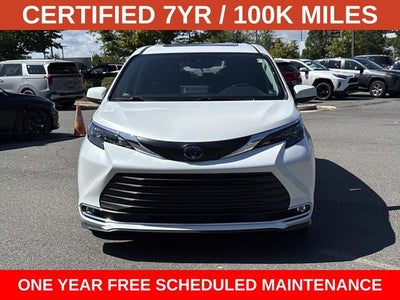 2024 Toyota Sienna XLE 8 Passenger