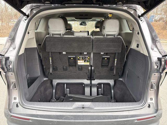 2021 Toyota Sienna XLE 7 Passenger