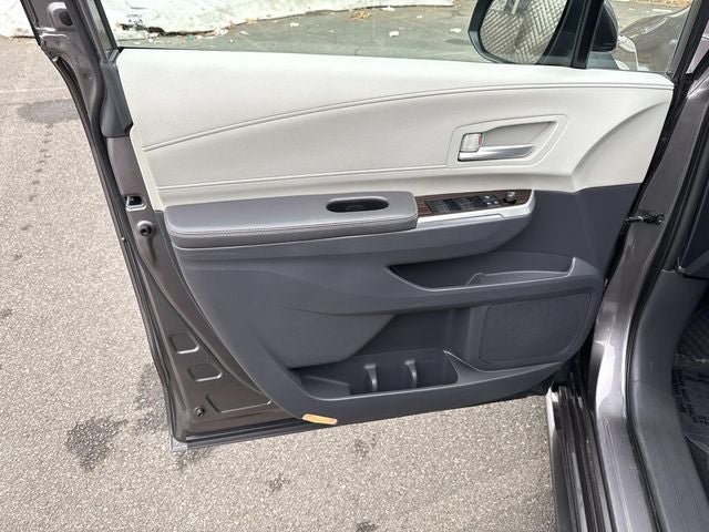 2021 Toyota Sienna XLE 7 Passenger