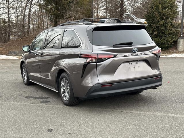 2021 Toyota Sienna XLE 7 Passenger