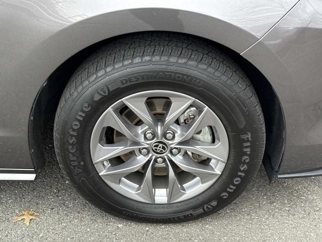 2021 Toyota Sienna XLE 7 Passenger