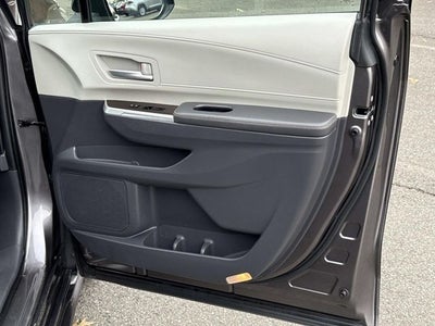 2021 Toyota Sienna XLE 7 Passenger