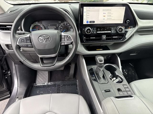 2024 Toyota Highlander Hybrid XLE