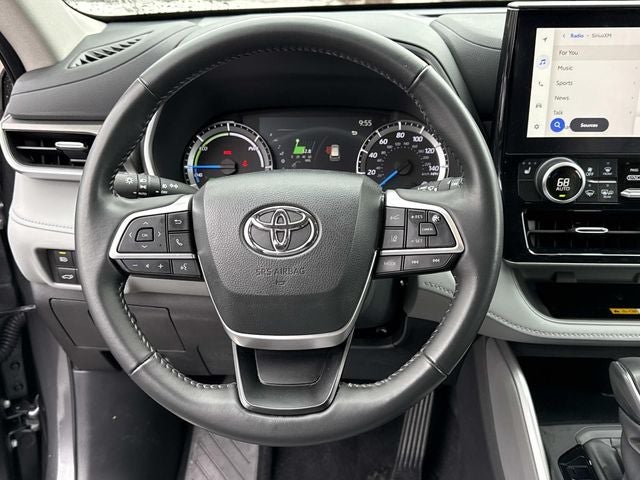 2024 Toyota Highlander Hybrid XLE