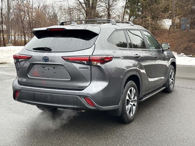 2024 Toyota Highlander Hybrid XLE