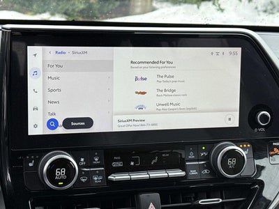 2024 Toyota Highlander Hybrid XLE