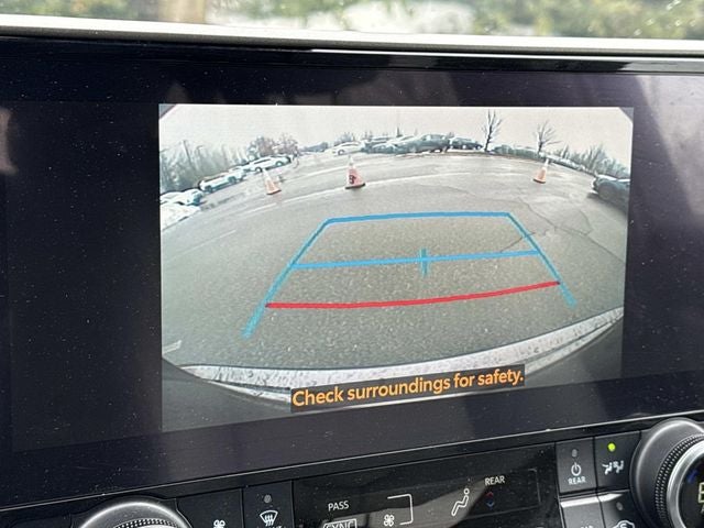 2024 Toyota Highlander Hybrid XLE