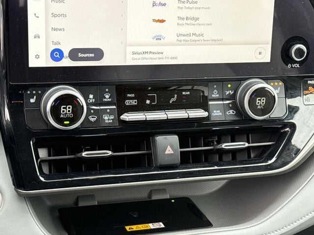 2024 Toyota Highlander Hybrid XLE