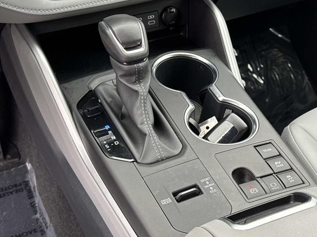 2024 Toyota Highlander Hybrid XLE