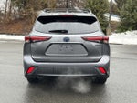2024 Toyota Highlander Hybrid XLE