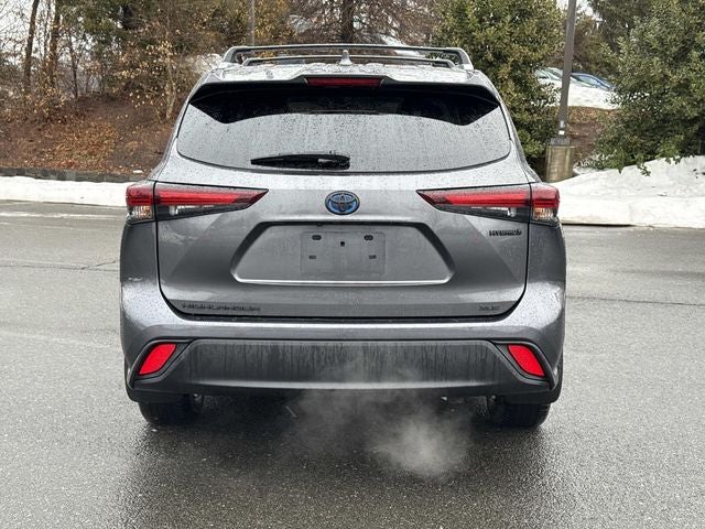 2024 Toyota Highlander Hybrid XLE