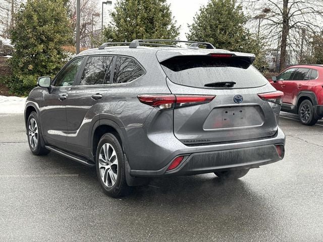 2024 Toyota Highlander Hybrid XLE