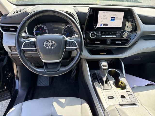 2023 Toyota Highlander Hybrid XLE