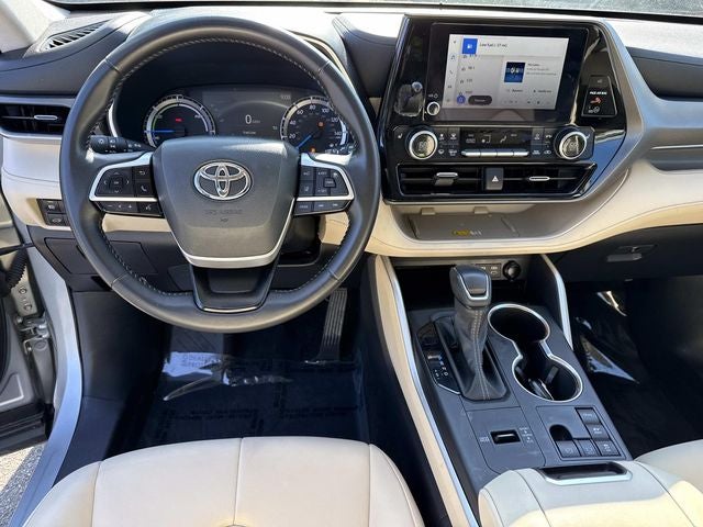 2024 Toyota Highlander Hybrid XLE