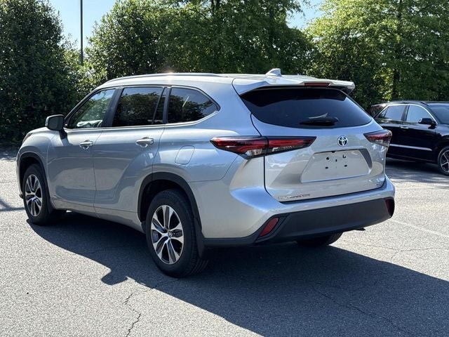 2024 Toyota Highlander Hybrid XLE