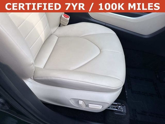 2025 Toyota Highlander Hybrid XLE