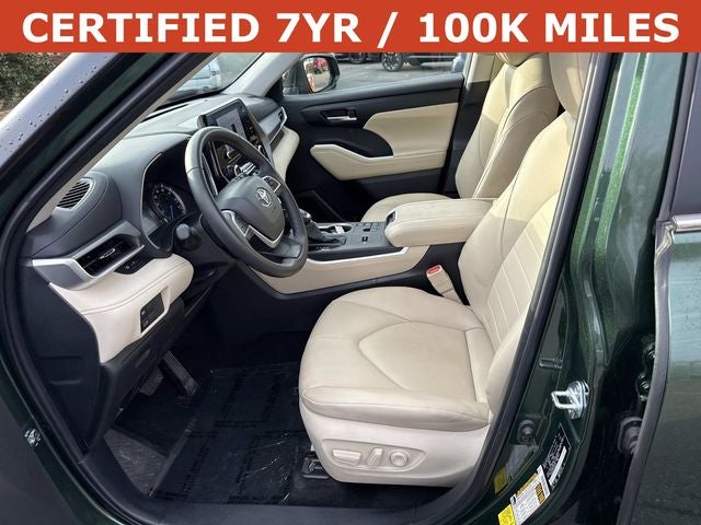 2025 Toyota Highlander Hybrid XLE