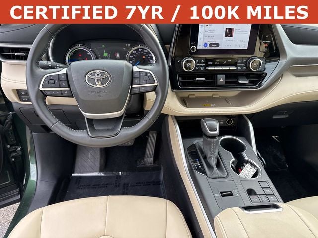 2025 Toyota Highlander Hybrid XLE