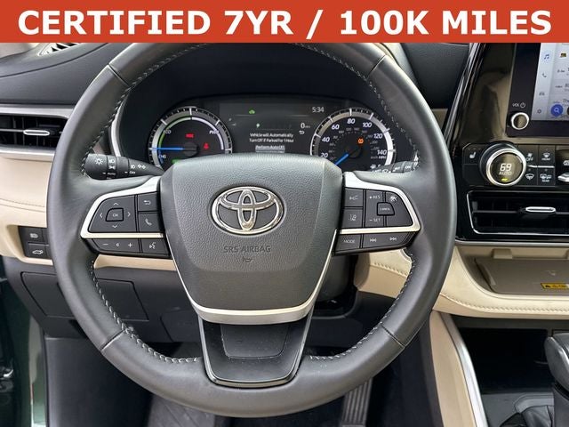 2025 Toyota Highlander Hybrid XLE