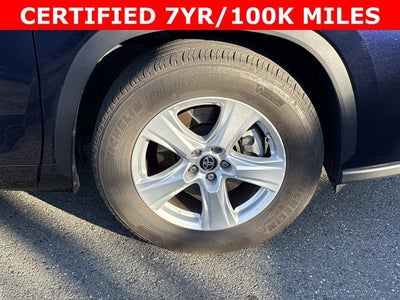 2025 Toyota Highlander LE