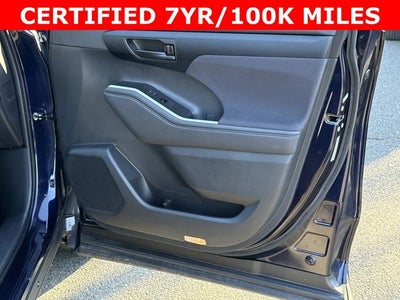 2025 Toyota Highlander LE