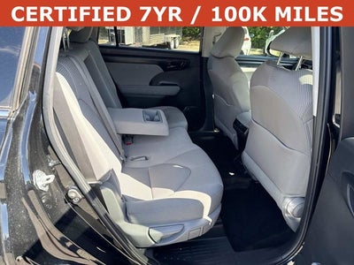 2024 Toyota Highlander LE