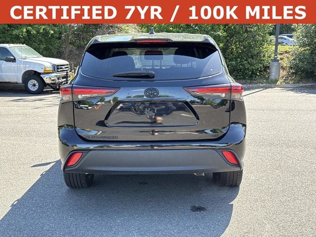 2024 Toyota Highlander LE