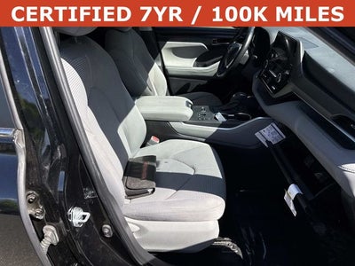 2024 Toyota Highlander LE