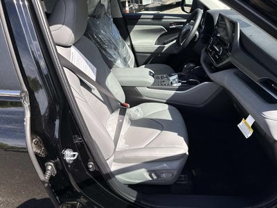 2026 Toyota Highlander XLE