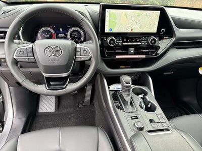 2026 Toyota Highlander XSE