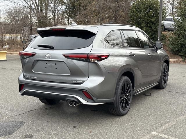 2026 Toyota Highlander XSE