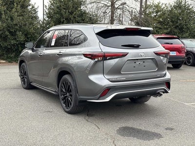 2026 Toyota Highlander XSE