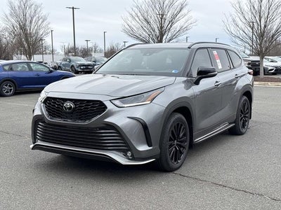 2026 Toyota Highlander XSE