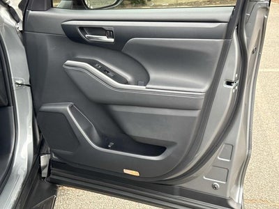 2026 Toyota Highlander XSE