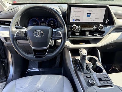 2024 Toyota Highlander Limited