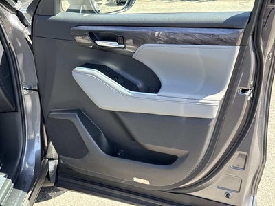 2024 Toyota Highlander Limited