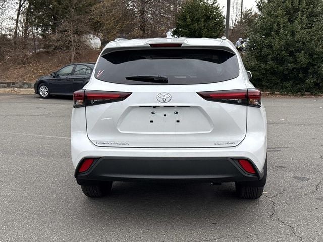 2026 Toyota Highlander XLE