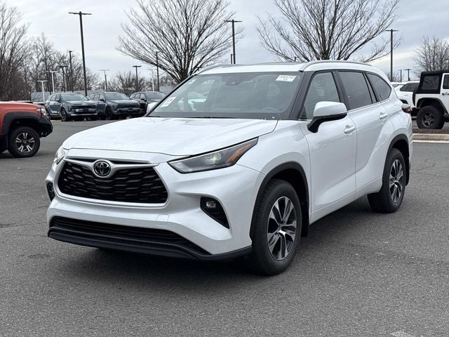 2026 Toyota Highlander XLE