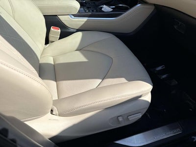 2023 Toyota Highlander Platinum