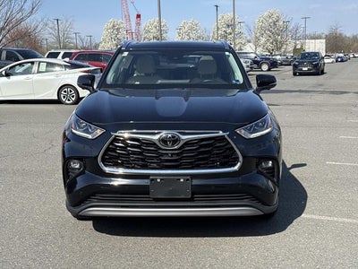 2023 Toyota Highlander Platinum