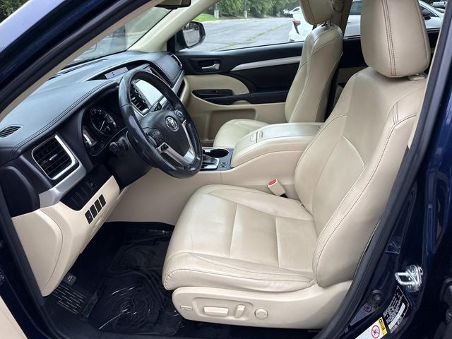 2016 Toyota Highlander XLE V6