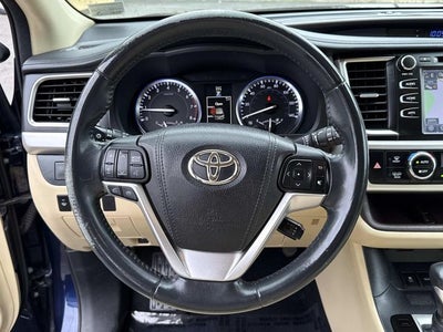 2016 Toyota Highlander XLE V6
