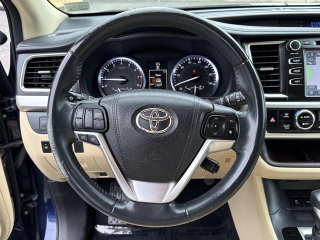 2016 Toyota Highlander XLE V6
