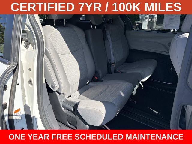 2024 Toyota Sienna LE 8 Passenger